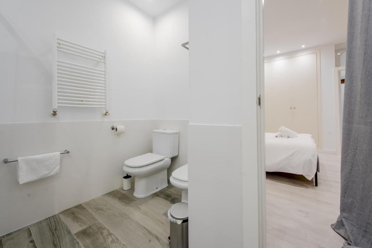 Cool/Soho Style Apt Para 9Pax C/Luciente Madrid Exterior foto