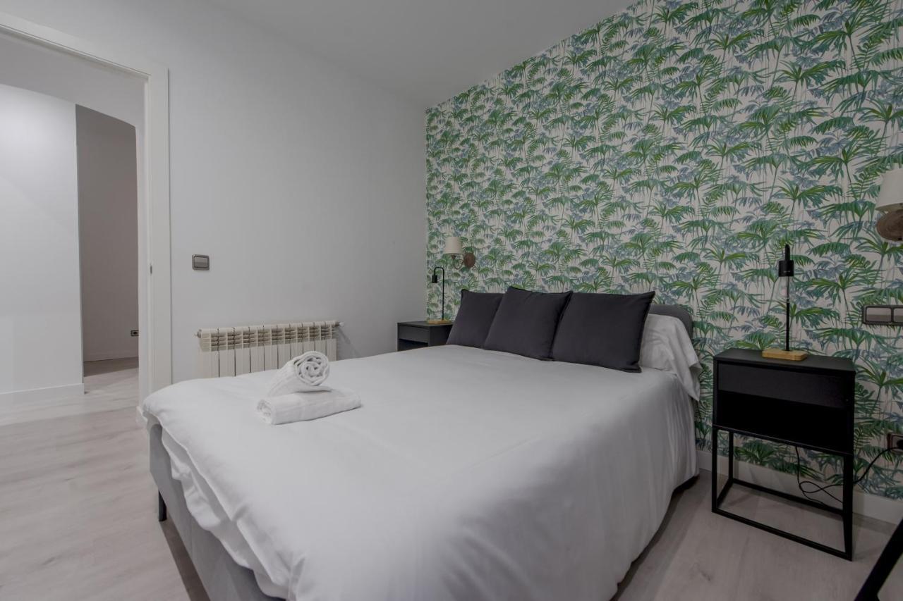 Cool/Soho Style Apt Para 9Pax C/Luciente Madrid Exterior foto